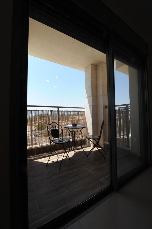 Berger'S Apartment Ейлат Екстериор снимка