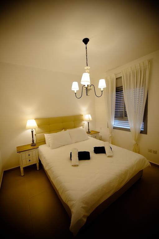 Berger'S Apartment Ейлат Екстериор снимка