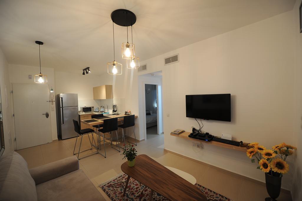 Berger'S Apartment Ейлат Екстериор снимка